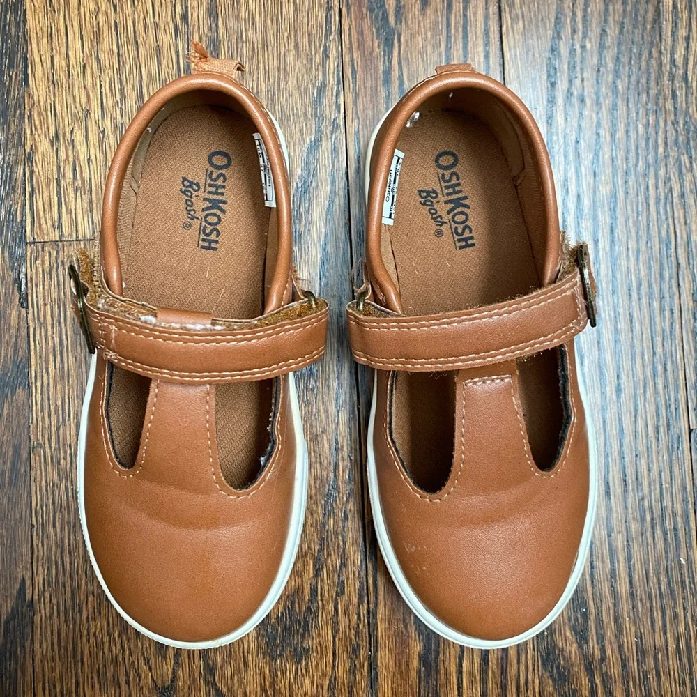 OshKosh B'gosh- Kids' Brown Faux Leather Mary Jane Shoes toddler girl USED
